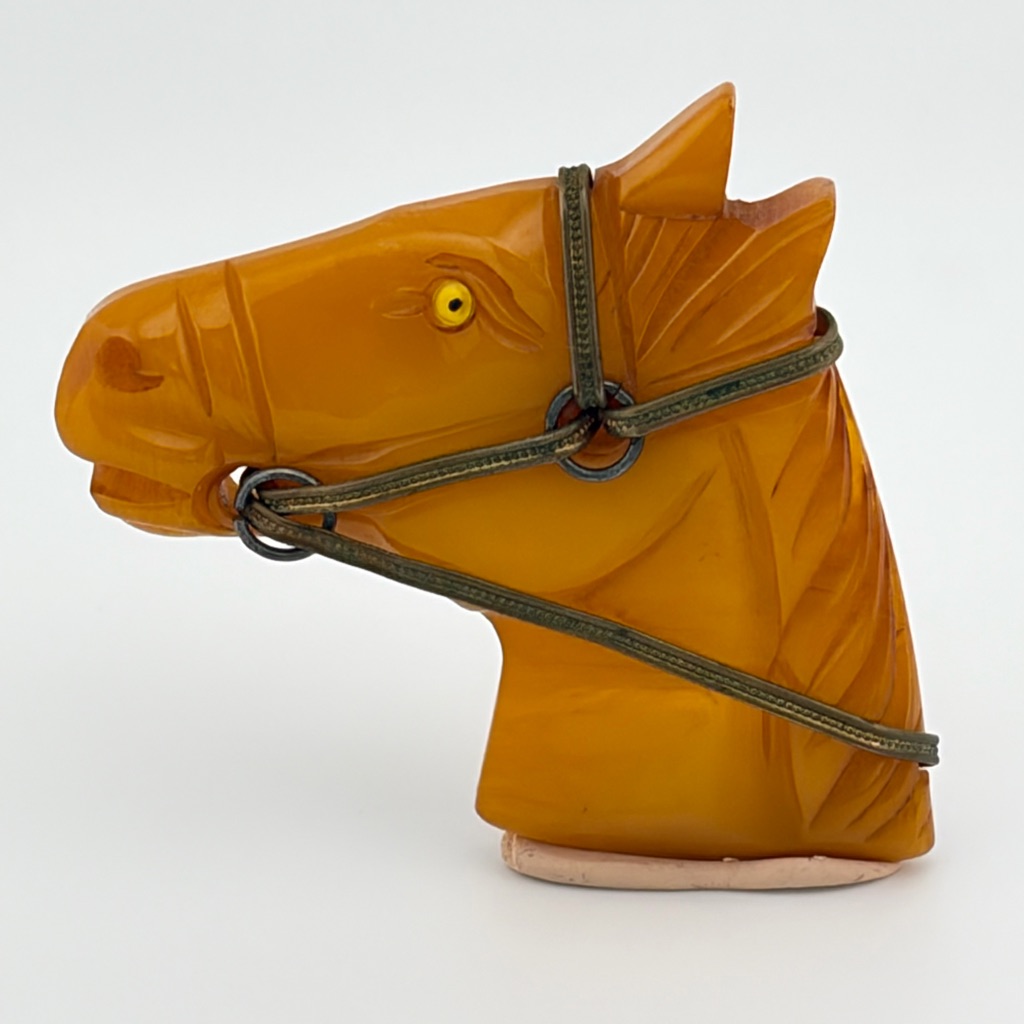 Vintage Butterscotch Bakelite Carved Horse Head Brooch 1940s 325$